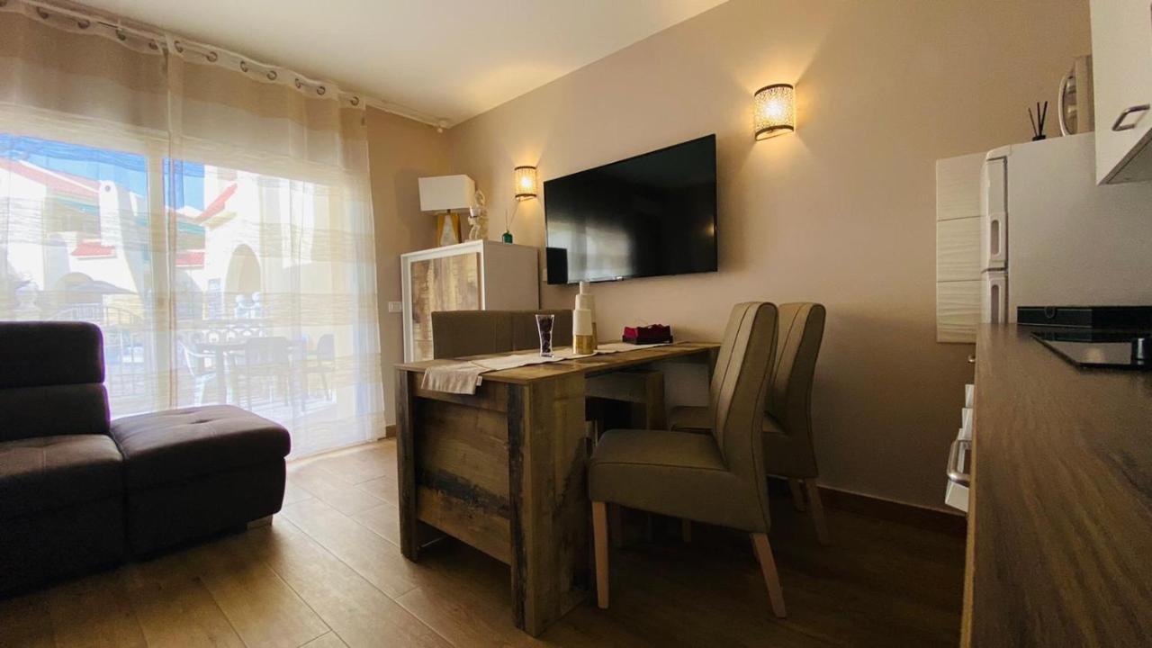 Luxury Apartment Fronte Piscina Mareverde A&V Costa Adeje Εξωτερικό φωτογραφία